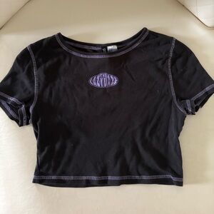 H&M Black and Purple Crop Top Short Sleeve Fitted
